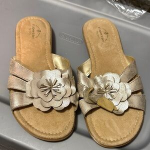 St. John's Bay Gold Floral Slide Sandals